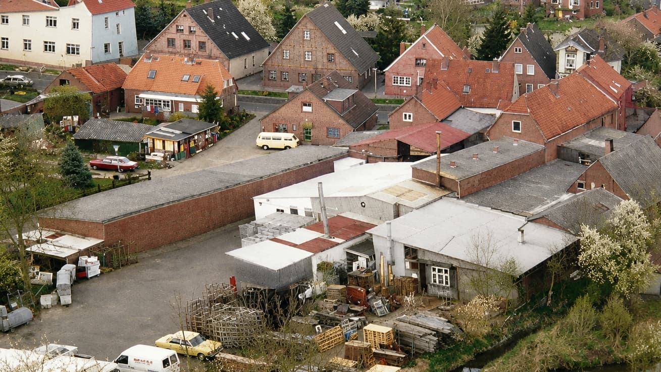 MESTER — altes Unternehmensgebäude in Estebrügge